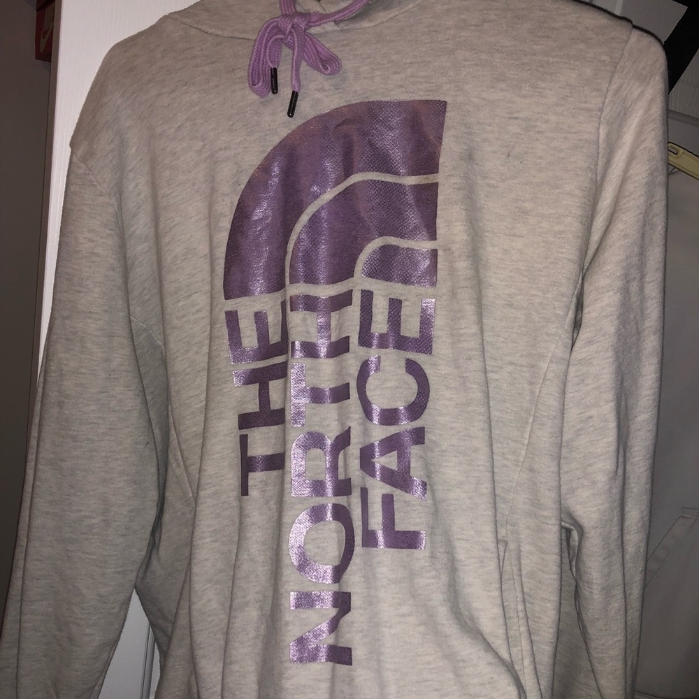 i’m in love with this sweatshirt , just need money